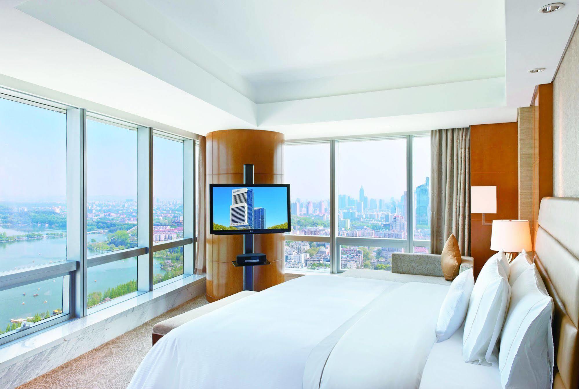 The Westin Nanjing Xuanwu Lake Dış mekan fotoğraf
